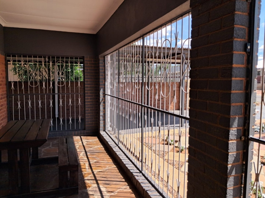 3 Bedroom Property for Sale in Northview Northern Cape